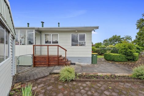 Photo of property in 72 Kahikatea Drive, Melville, Hamilton, 3206