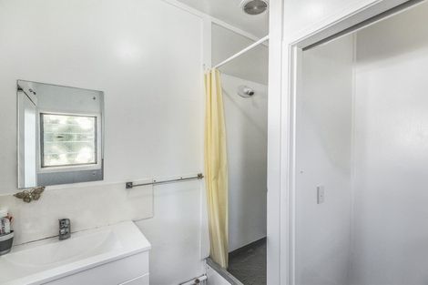 Photo of property in 8/10a Arabi Street, Sandringham, Auckland, 1041