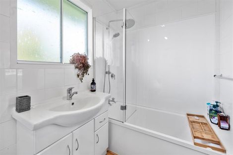 Photo of property in 4 Corilin Place, Mangakakahi, Rotorua, 3015