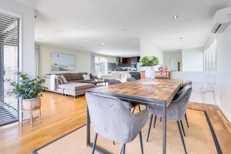 Photo of property in 38a Takutai Avenue, Bucklands Beach, Auckland, 2012