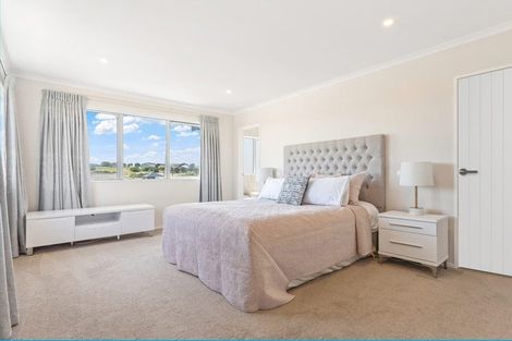 Photo of property in 29 Discovery Drive, Gulf Harbour, Whangaparaoa, 0930