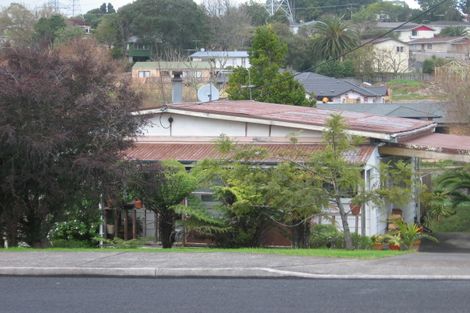 Photo of property in 109 Triangle Road, Massey, Auckland, 0614