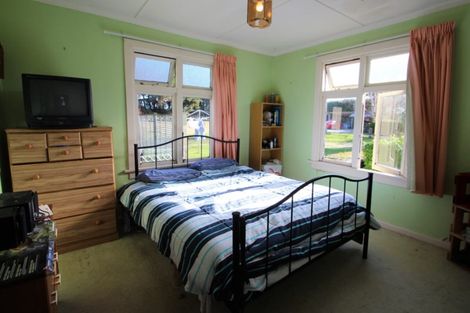 Photo of property in 35 Hull Street, Riversdale, 9776