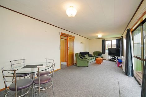 Photo of property in 25 Mauchline Street, Wallacetown, 9816