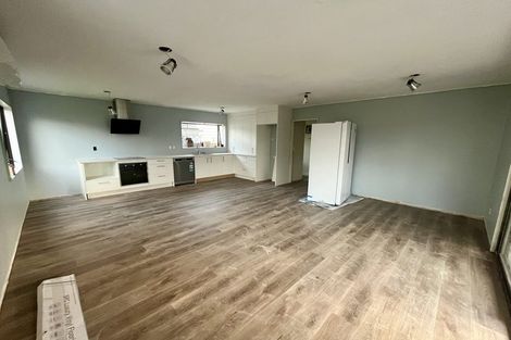 Photo of property in 7/1551 Great North Road, Waterview, Auckland, 1026