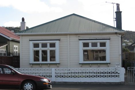 Photo of property in 32 Salek Street, Kilbirnie, Wellington, 6022