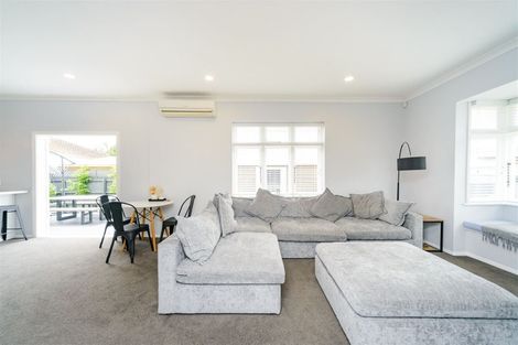 Photo of property in 29 Limbrick Street, Terrace End, Palmerston North, 4410