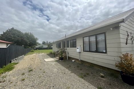Photo of property in 28 Watts Street, Waipawa, 4210
