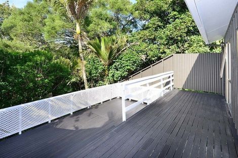 Photo of property in 4 Hiwihau Place, Glenfield, Auckland, 0629