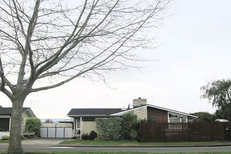 Photo of property in 104 Flaxmere Avenue, Flaxmere, Hastings, 4120