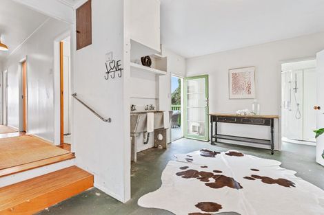 Photo of property in 26 Edwin Mitchelson Road, Muriwai, Waimauku, 0881