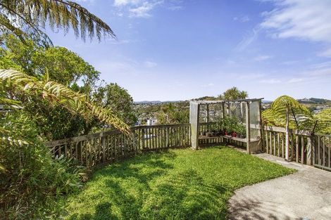 Photo of property in 10 Hallewell Crescent, Johnsonville, Wellington, 6037
