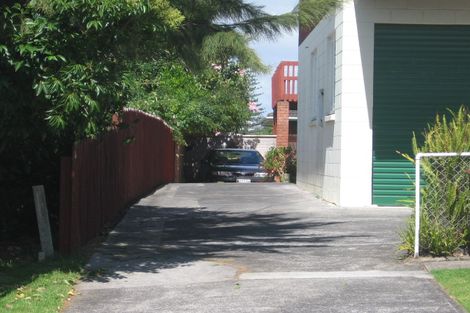 Photo of property in 12a Quebec Road, Milford, Auckland, 0620