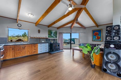 Photo of property in 663 Bickerstaffe Road, Maungaturoto, 0587