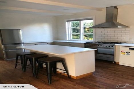 Photo of property in 11 Windermere Road, Papanui, Christchurch, 8053