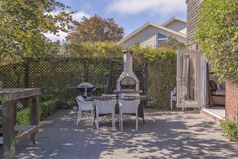 Photo of property in 120 Royal Park Drive, Parklands, Christchurch, 8083