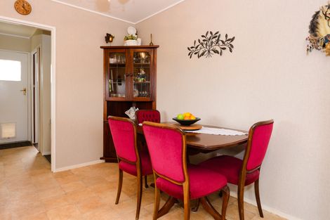 Photo of property in 15a Meadowbrook Drive, Cloverlea, Palmerston North, 4412