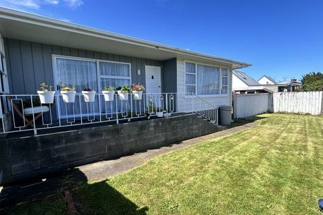 Photo of property in 10 Anthony Grove, Paraparaumu Beach, Paraparaumu, 5032