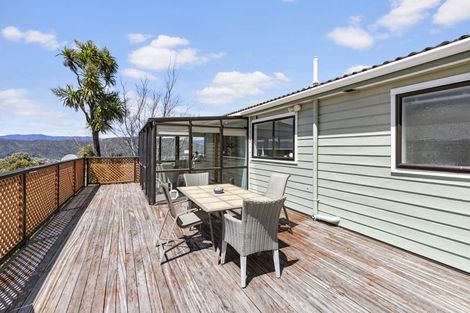 Photo of property in 16 Westpoint Avenue, Harbour View, Lower Hutt, 5010