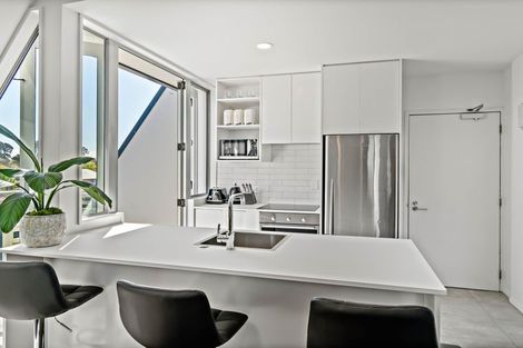 Photo of property in 15/15 Peterborough Street, Christchurch Central, Christchurch, 8013