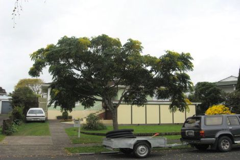 Photo of property in 30 Studfall Street, Pakuranga Heights, Auckland, 2010