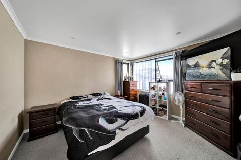 Photo of property in 13 Bone Crescent, Hawera, 4610