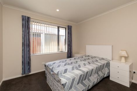Photo of property in 32 Neill Street, Hornby, Christchurch, 8042
