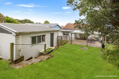 Photo of property in 94 Cornfoot Street, Castlecliff, Whanganui, 4501