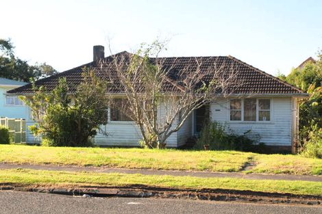 Photo of property in 15 Lyncroft Street, Mangere East, Auckland, 2024