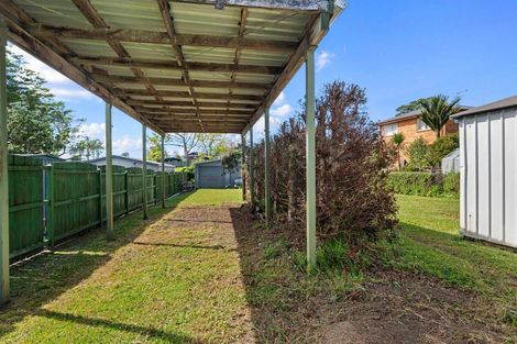 Photo of property in 25 Felgrove Street, Glendene, Auckland, 0602