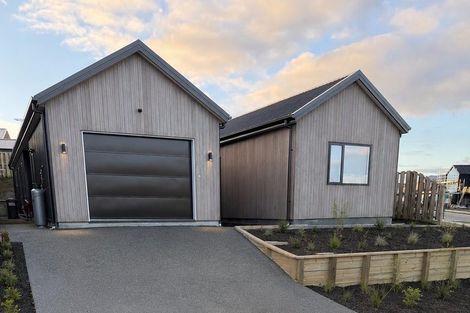 Photo of property in 86 Northlake Drive, Wanaka, 9305