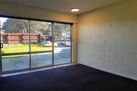 Photo of property in 582 Weymouth Road, Weymouth, Auckland, 2103