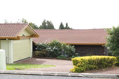 Photo of property in 28 Paparoa Road, Cockle Bay, Auckland, 2014