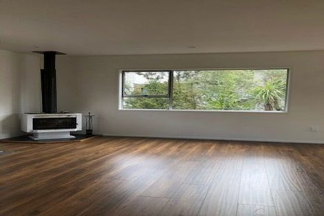 Photo of property in 2/56 Knightsbridge Drive, Forrest Hill, Auckland, 0620