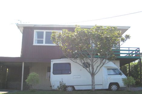 Photo of property in 1/17 Kiteroa Terrace, Rothesay Bay, Auckland, 0630