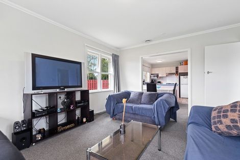 Photo of property in 8 Casper Street, Fairfield, Hamilton, 3214