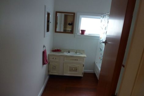 Photo of property in 46 Miro Street, Takaro, Palmerston North, 4410