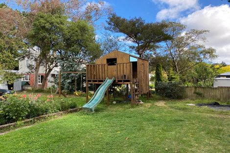 Photo of property in 35 Kopara Grove, Stokes Valley, Lower Hutt, 5019