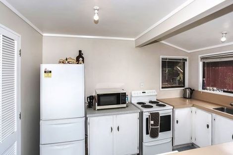 Photo of property in 2/23 Gaylands Place, Opaheke, Papakura, 2113