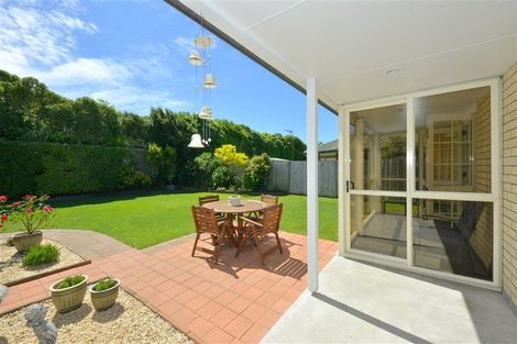 Photo of property in 5 Ti Rakau Drive, Woolston, Christchurch, 8023