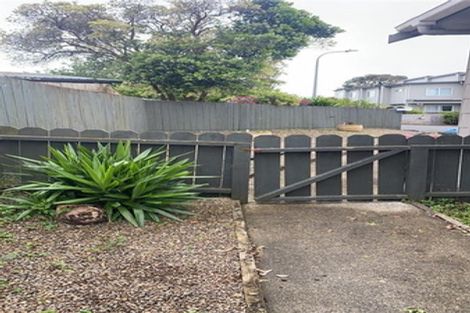 Photo of property in 6 Huxley Place, Glen Innes, Auckland, 1072