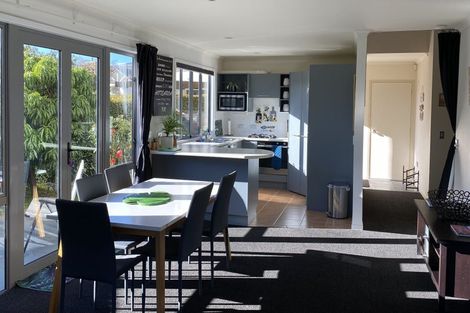 Photo of property in 9 Meadowbrook Place, Wanaka, 9305