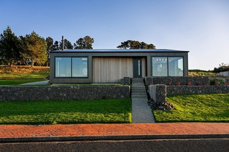 Photo of property in 22 Highgrove, Saint Clair, Dunedin, 9012