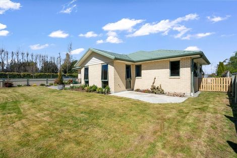 Photo of property in 16 Maria Street, Lumsden, 9730