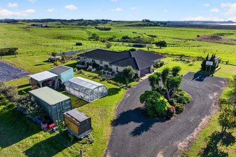 Photo of property in 259 Mairetahi Road, South Head, Helensville, 0874
