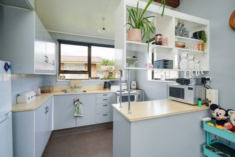 Photo of property in 1-12/71 Main Street, Mataura, 9712