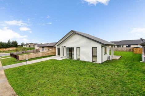 Photo of property in 10 Matau Close, Te Kauwhata, 3710