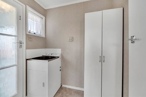 Photo of property in 12 Trimble Place, Bell Block, New Plymouth, 4312