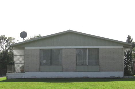 Photo of property in 1/25 Pinedale Place, Henderson, Auckland, 0610