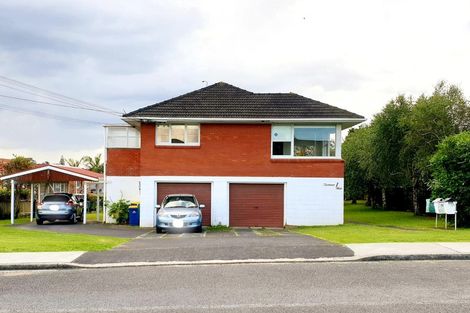 Photo of property in 1 Marsh Avenue, Forrest Hill, Auckland, 0620